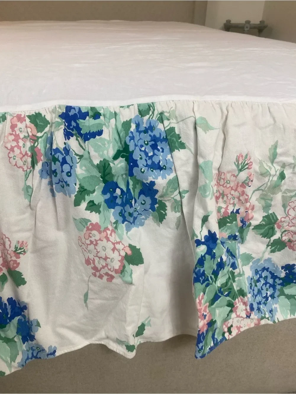 Ralph Lauren Vintage floral Bed skirt with Blue & Pink Floral Ruffle